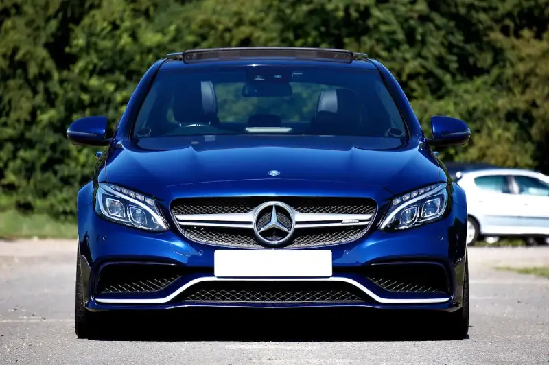 clean car front end